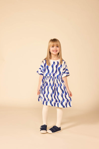 SHORT-SLEEVED COTTON DRESS WITH PRINTED PATTERN FOR GIRLS.