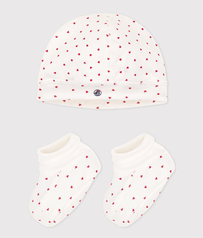 BABIES' HEART PATTERNED BONNET AND BOOTEES SET
