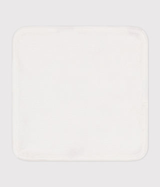 NEWBORN BABY UNISEX ORGANIC COTTON TERRY HANDKERCHIEF 23X23CM - ICONIC HEART PRINT