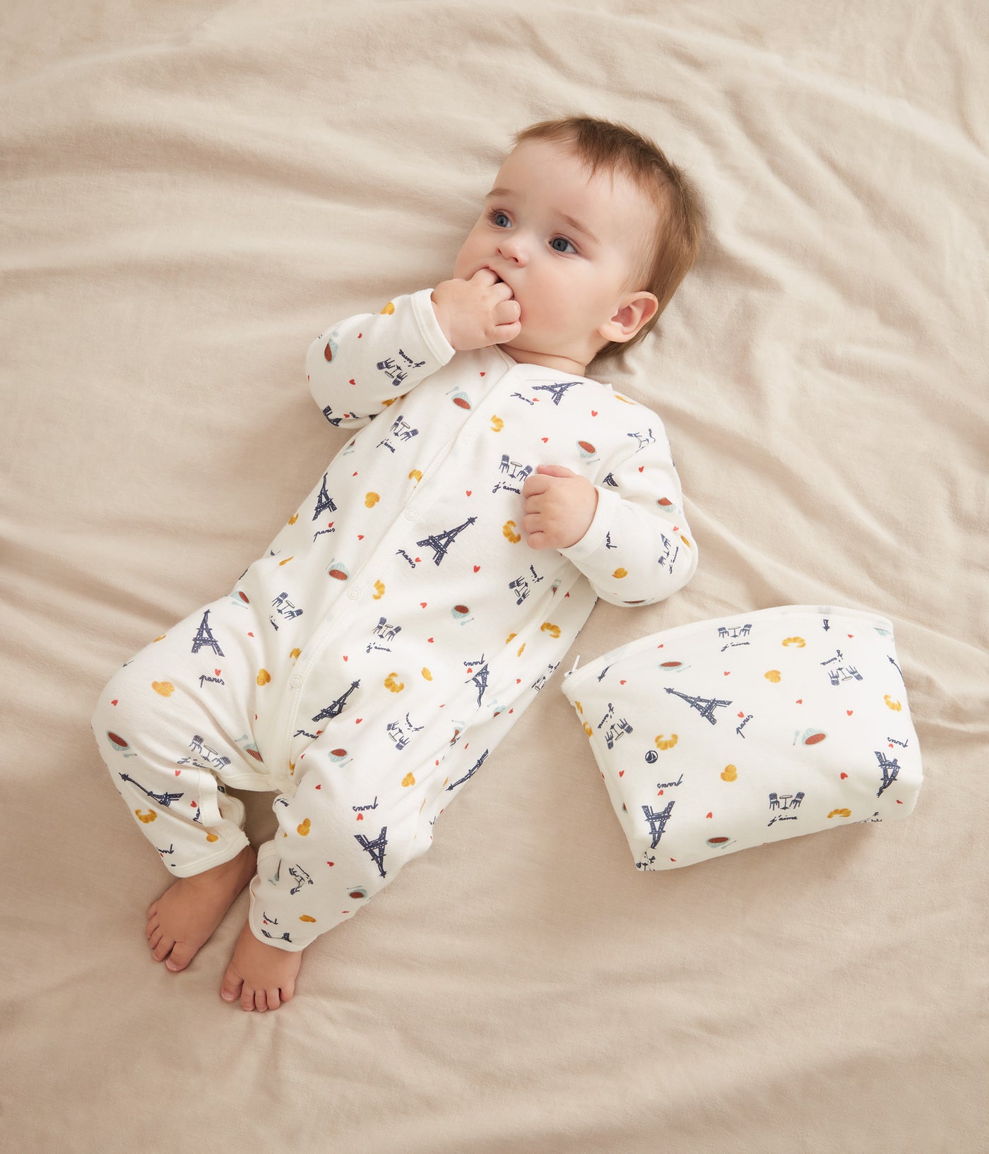 BABIES' PARIS-PRINT FOOTLESS COTTON PYJAMA SUIT