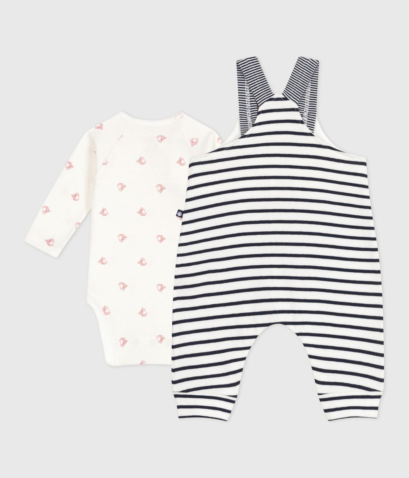 BABIES' OUTFIT WITH BRETON STRIPED DUNGAREES AND A PRINTED BODY