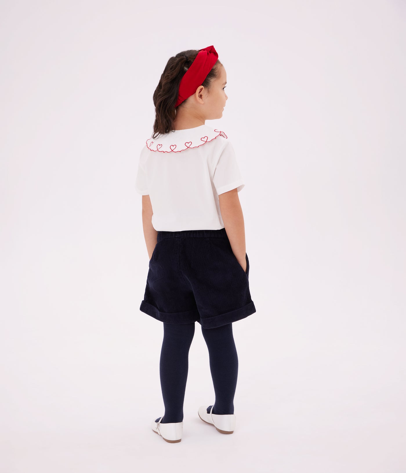 CHILDREN'S SHORT-SLEEVED BLOUSE IN PLAIN COTTON POPLIN.